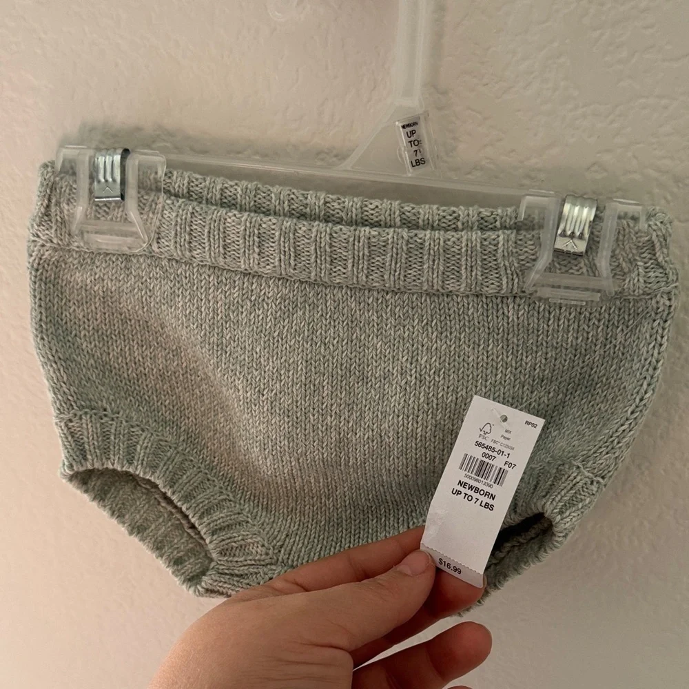 Old Navy Soft Gray Diaper Cover - Newborn
